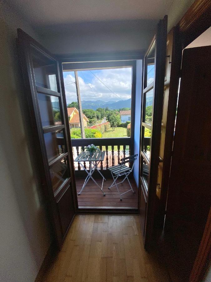 Villa Paraes Nava Esterno foto
