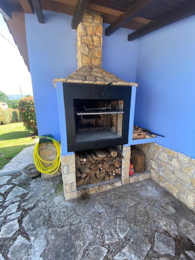 Villa Paraes Nava Esterno foto