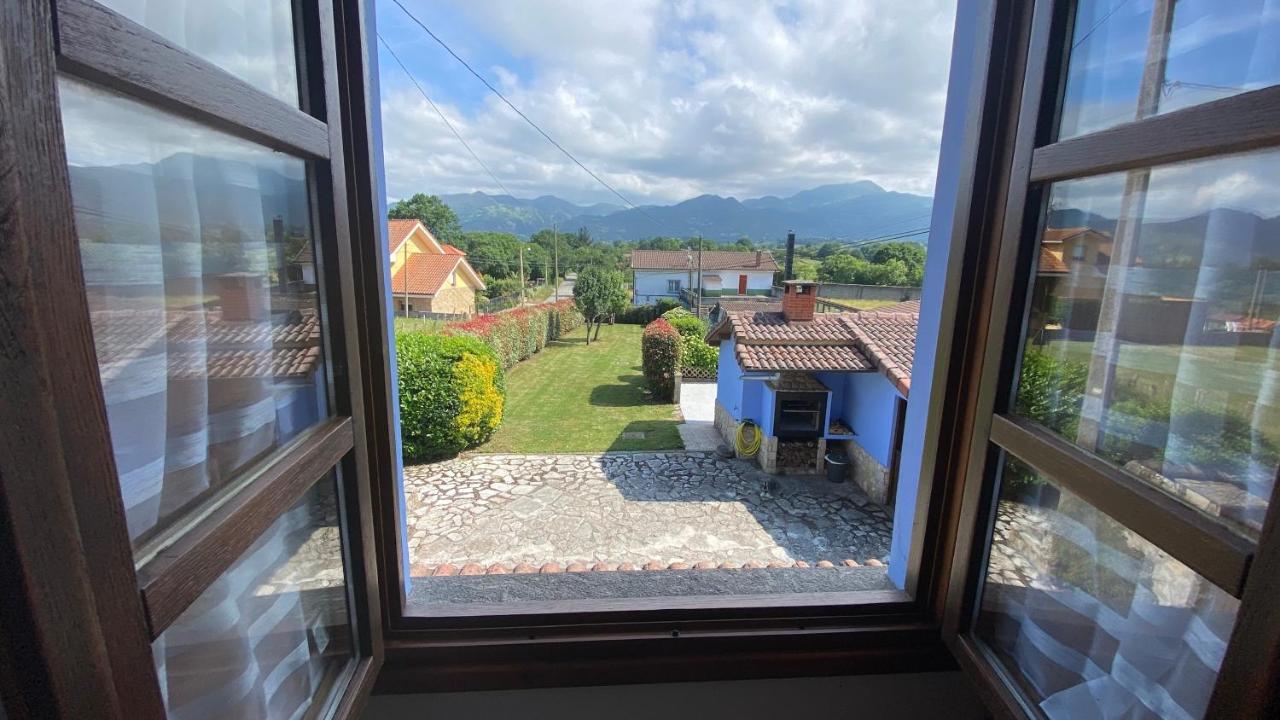 Villa Paraes Nava Esterno foto